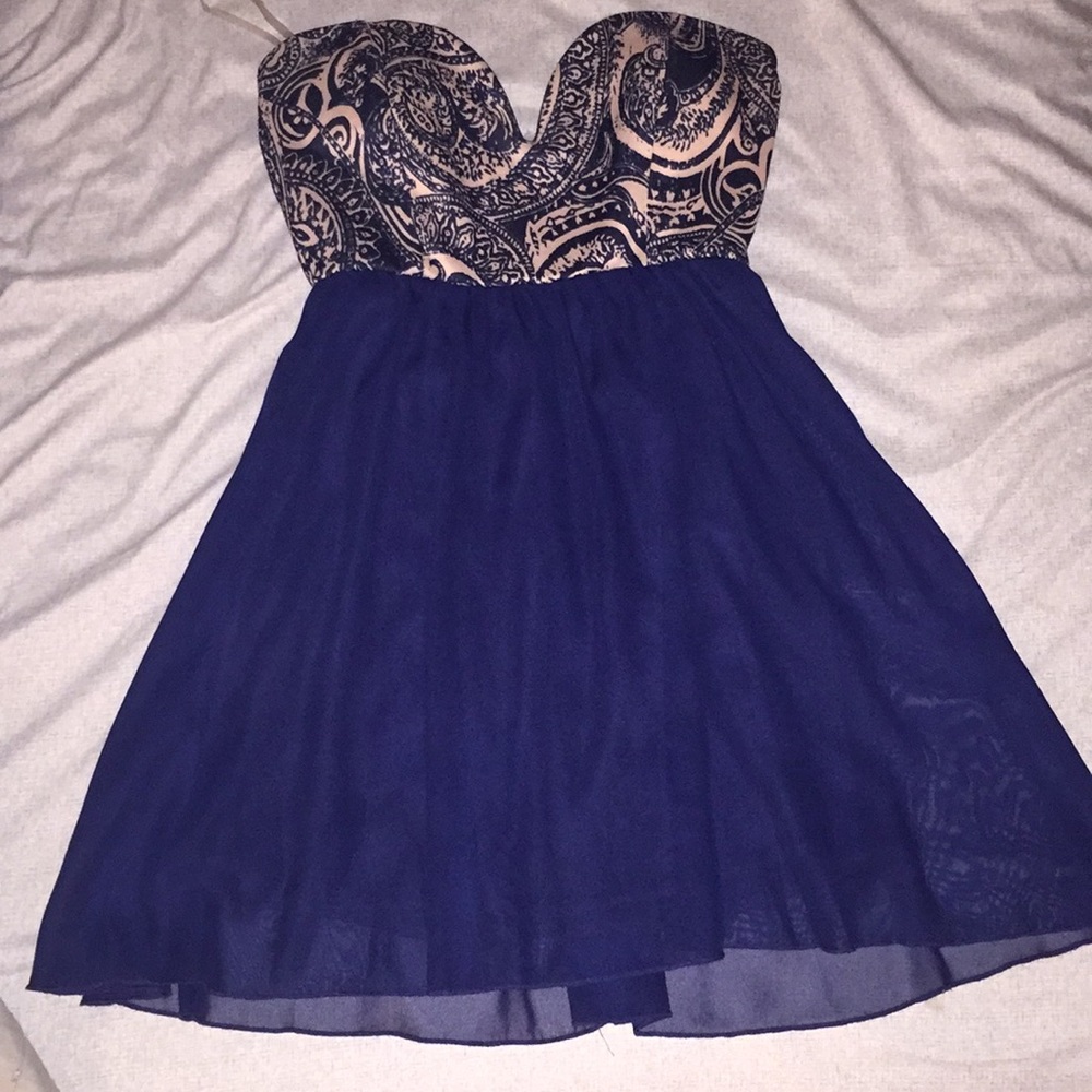 Agaci Navy blue and nude dress